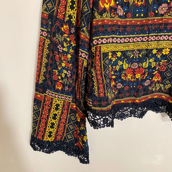 H&M Top - Picture 4 of 12